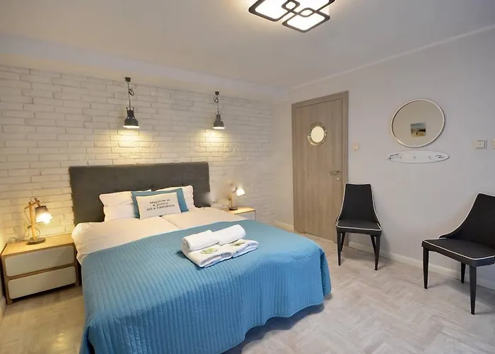 House - Przy Plazy Apartmán