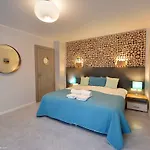 House - Przy Plazy *