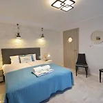 House - Przy Plazy Apartmán
