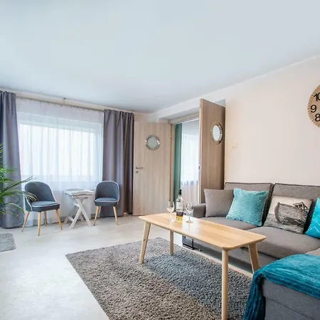 House - Przy Plazy Apartmán