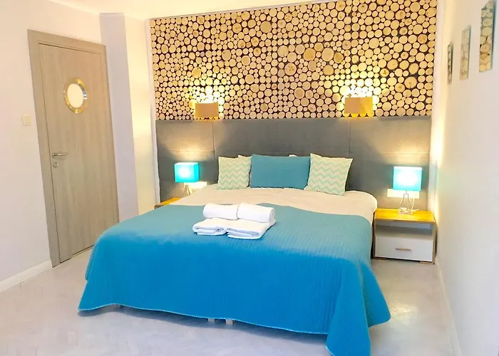 House - Przy Plazy Apartmán *